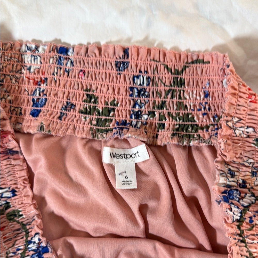 Westport Floral Woman’s Dress in Pink and Navy - Picture 5 of 10